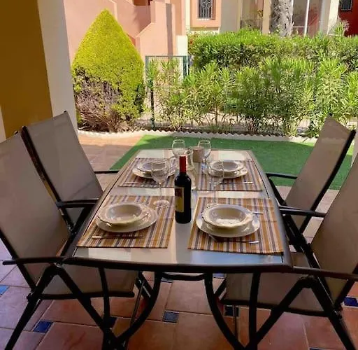 Apartamento Punta Prima, Family Apartment, Pool, Near