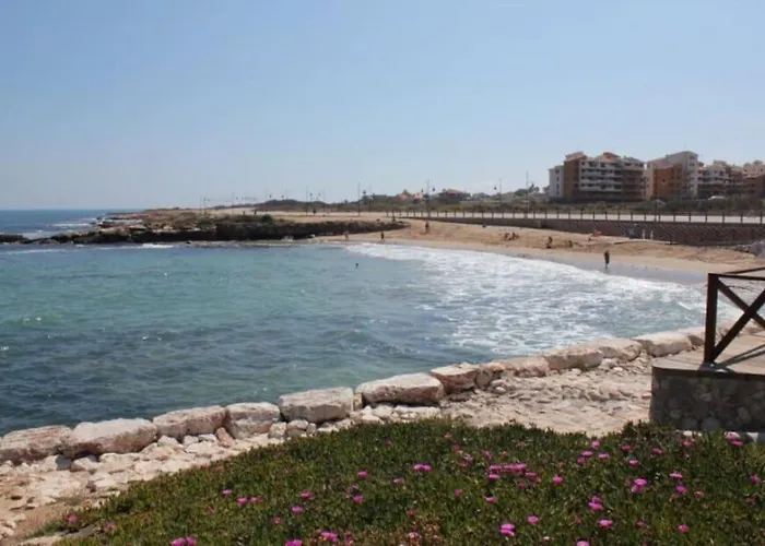 Punta Prima, Family Apartment, Pool, Near Apartamento *