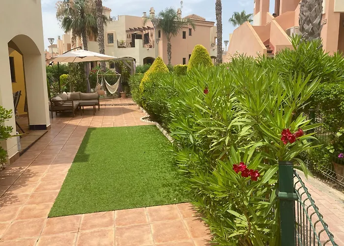 Apartamento Punta Prima, Family Apartment, Pool, Near *