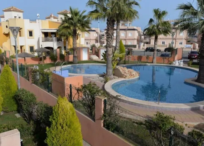 Punta Prima, Family Apartment, Pool, Near * Torrevieja