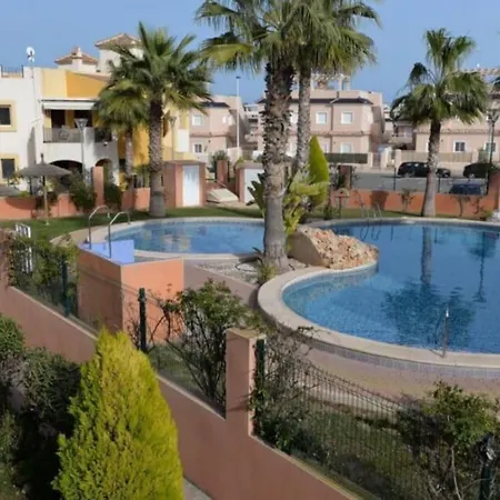 Punta Prima, Family Apartment, Pool, Near * טורבייחה